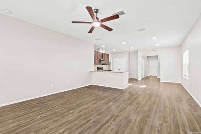 9419 TRAP ROCK DR, San Antonio, TX 78211