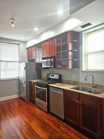 1520 E Marquette Road 2B, Chicago, IL 60637