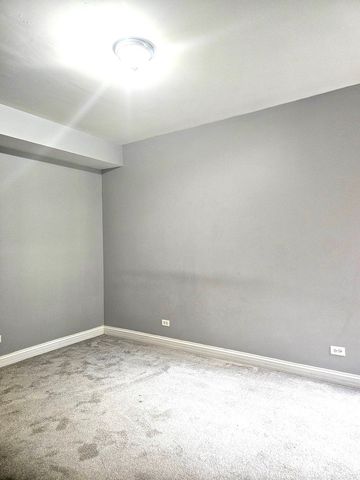 1520 E Marquette Road 2B, Chicago, IL 60637