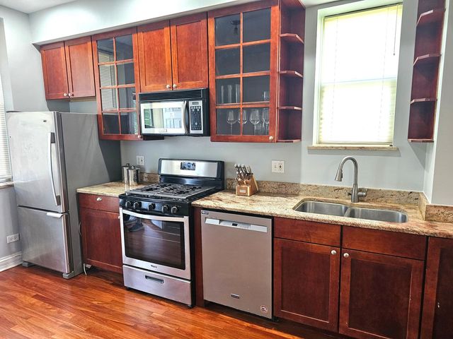 1520 E Marquette Road 2B, Chicago, IL 60637