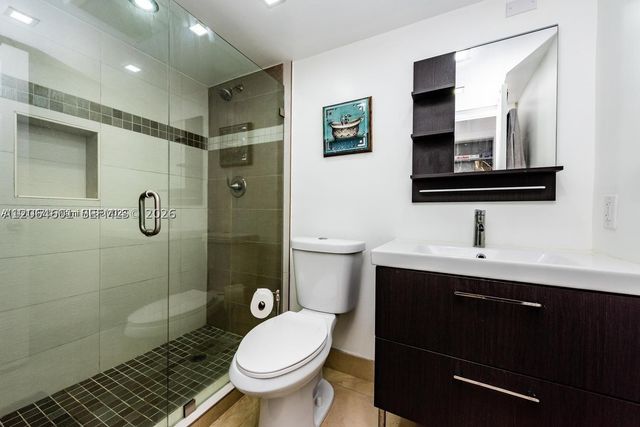 2081 S Ocean Dr 411, Hallandale Beach, FL 33009