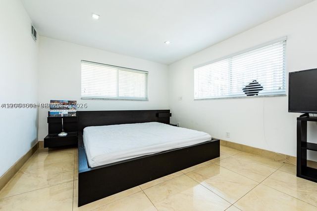 2081 S Ocean Dr 411, Hallandale Beach, FL 33009