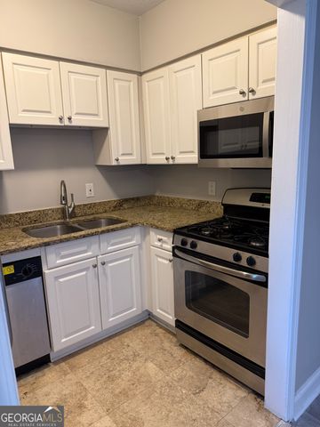 6980 Roswell Road B16, Sandy Springs, GA 30328