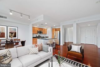 4480 MARKET COMMONS DR #505, Fairfax, VA 22033