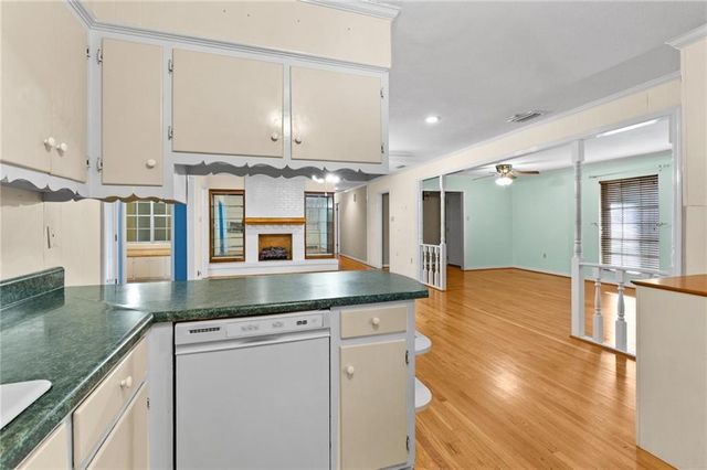 895 Azalea Road, Mobile, AL 36693