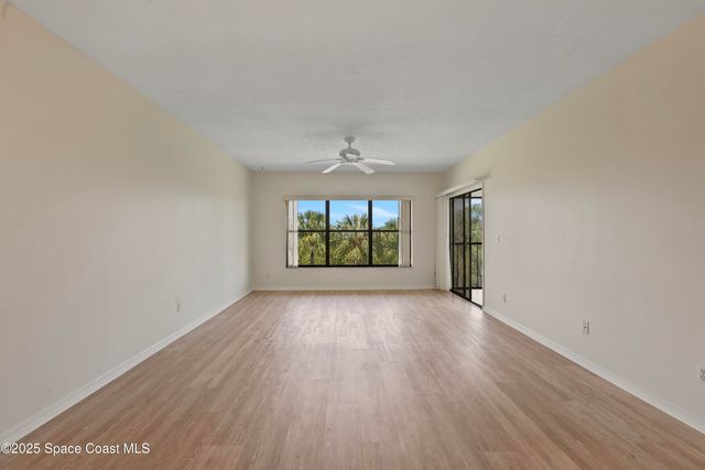 6165 S Mirror Lake Drive, 307, Sebastian, FL 32958