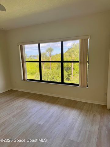 6165 S Mirror Lake Drive, 307, Sebastian, FL 32958