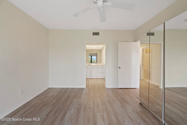 6165 S Mirror Lake Drive, 307, Sebastian, FL 32958