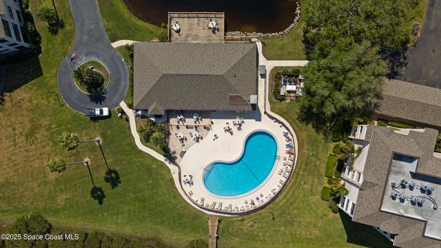 6165 S Mirror Lake Drive, 307, Sebastian, FL 32958