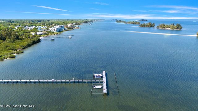 6165 S Mirror Lake Drive, 307, Sebastian, FL 32958