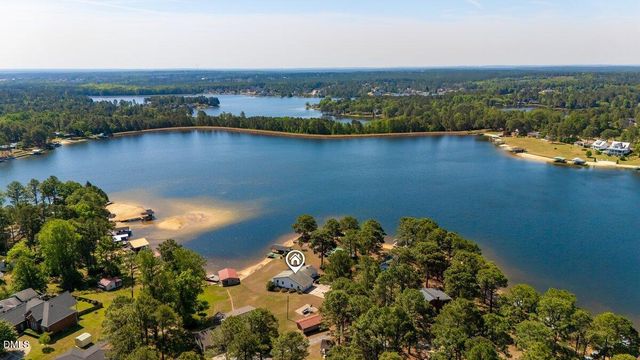 65 Sparrow Circle, Sanford, NC 27332