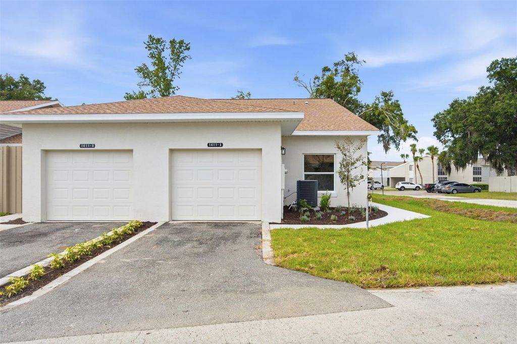 1411 OAK PL F, Apopka, FL 32712