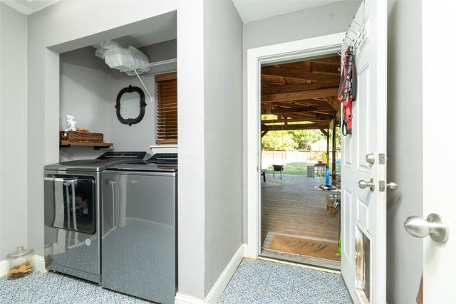 140 Huling Drive, Azle, TX 76020