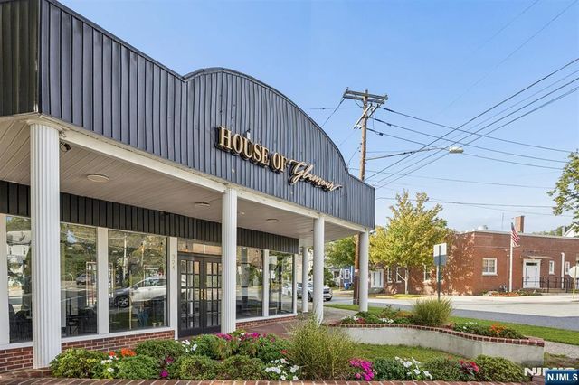 324 Park Avenue, Rutherford, NJ 07070