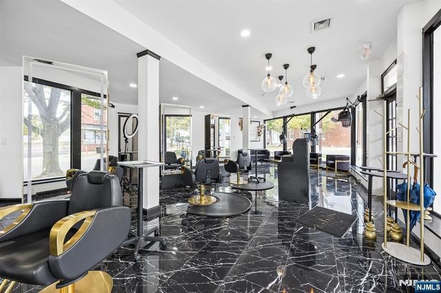 324 Park Avenue, Rutherford, NJ 07070