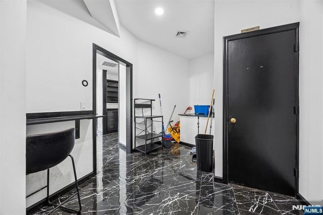 324 Park Avenue, Rutherford, NJ 07070
