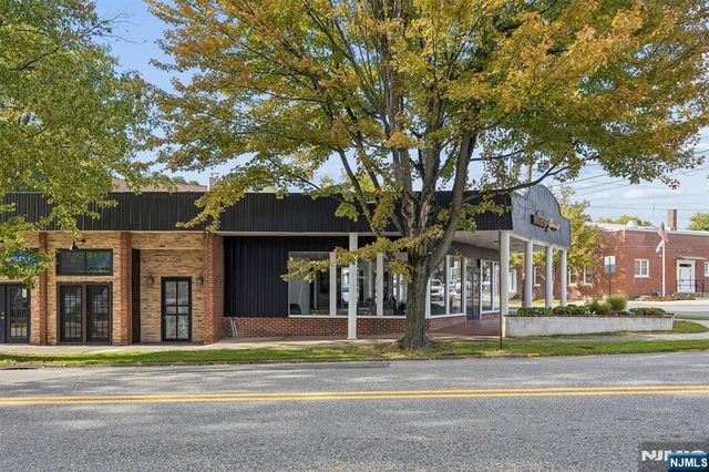 324 Park Avenue, Rutherford, NJ 07070