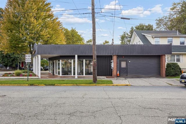 324 Park Avenue, Rutherford, NJ 07070