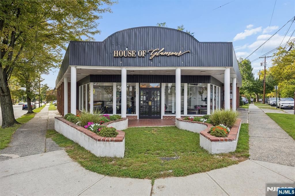 324 Park Avenue, Rutherford, NJ 07070