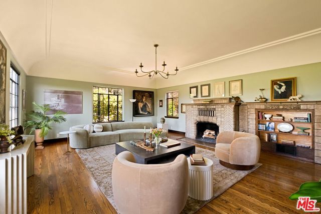 1967 Micheltorena Street, Los Angeles, CA 90039
