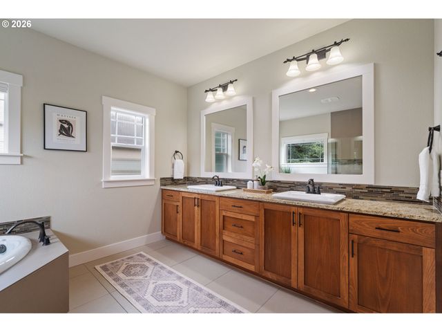 11857 Sw DUBLIN St, Wilsonville, OR 97070