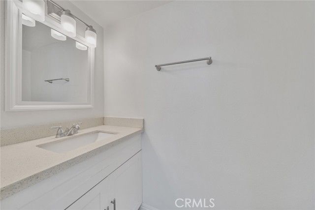 208 N Nicholson Avenue B, Monterey Park, CA 91755