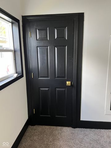 734 S 6th Street, Clinton, IN 47842