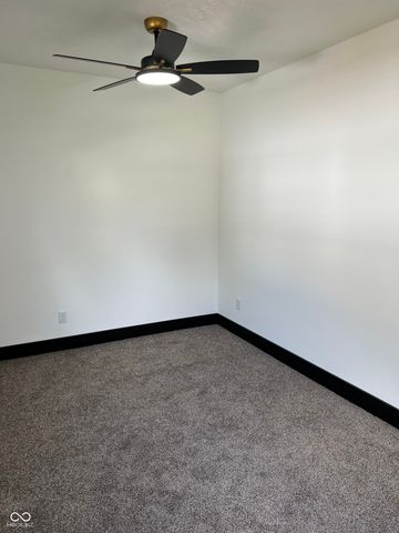 734 S 6th Street, Clinton, IN 47842