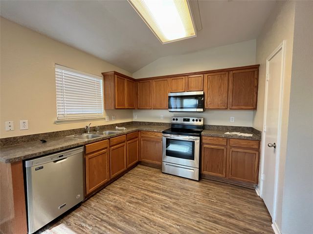 306 Quail Run Road, Red Oak, TX 75154