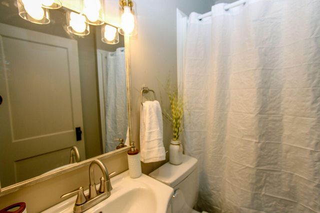 719 Goodland Avenue, South Bend, IN 46628