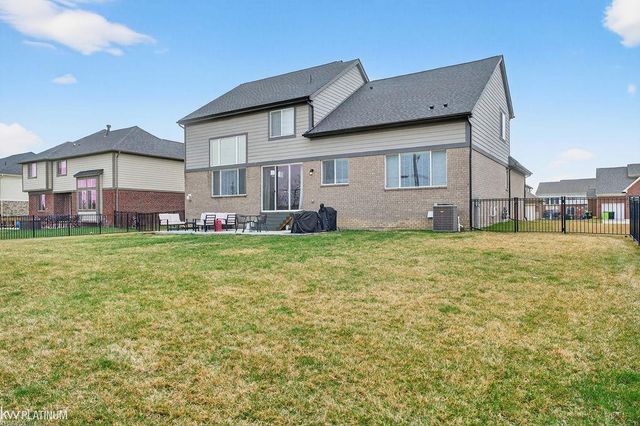51624 Creek View Drive, Chesterfield, MI 48051