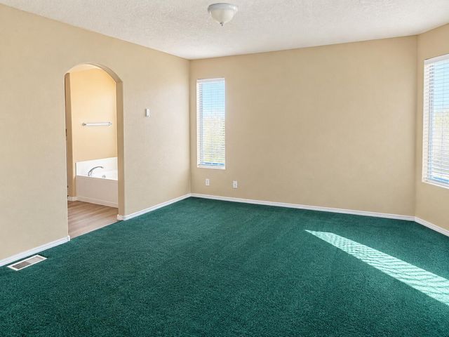 820 Brackett Drive SW, Albuquerque, NM 87121