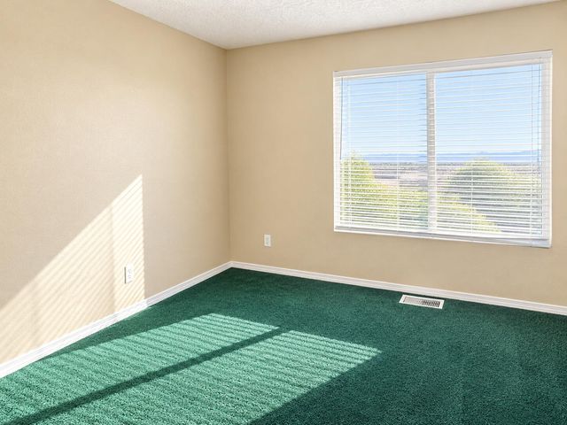 820 Brackett Drive SW, Albuquerque, NM 87121