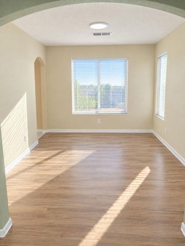 820 Brackett Drive SW, Albuquerque, NM 87121