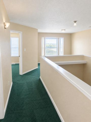 820 Brackett Drive SW, Albuquerque, NM 87121