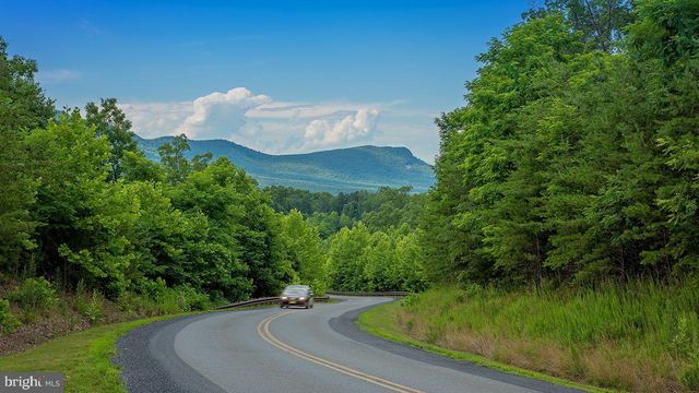 35 DEMOCRACY MEWS #[466], Ranson, WV 25438