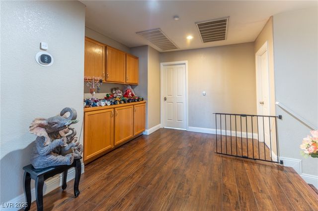 6632 Isolated Avenue, Las Vegas, NV 89110