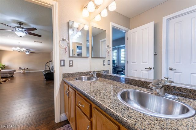 6632 Isolated Avenue, Las Vegas, NV 89110