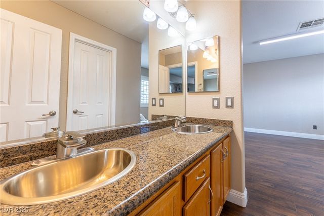 6632 Isolated Avenue, Las Vegas, NV 89110