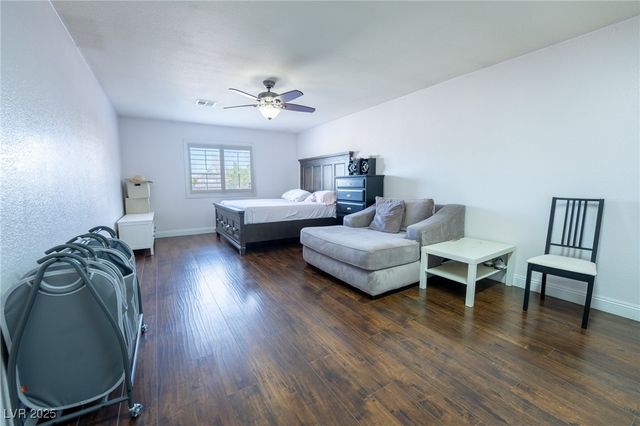 6632 Isolated Avenue, Las Vegas, NV 89110