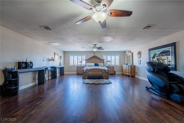 6632 Isolated Avenue, Las Vegas, NV 89110