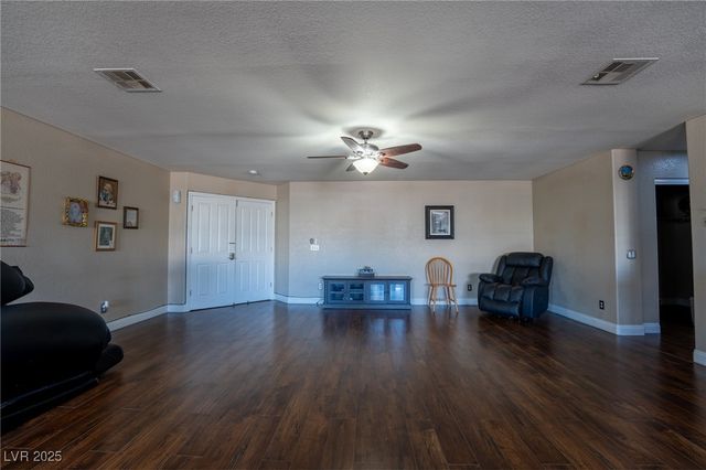 6632 Isolated Avenue, Las Vegas, NV 89110