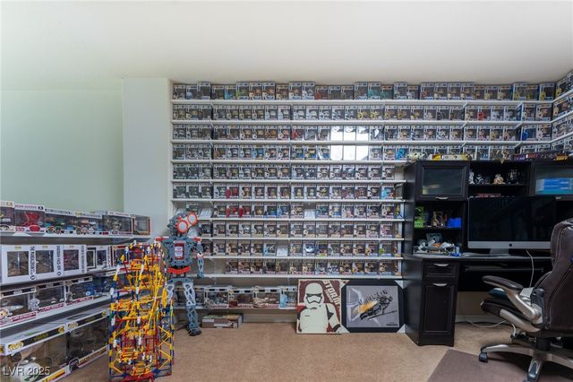 6632 Isolated Avenue, Las Vegas, NV 89110