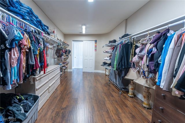 6632 Isolated Avenue, Las Vegas, NV 89110