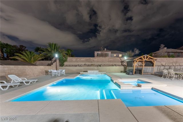 6632 Isolated Avenue, Las Vegas, NV 89110