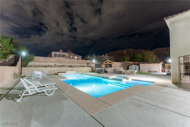 6632 Isolated Avenue, Las Vegas, NV 89110