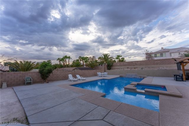 6632 Isolated Avenue, Las Vegas, NV 89110