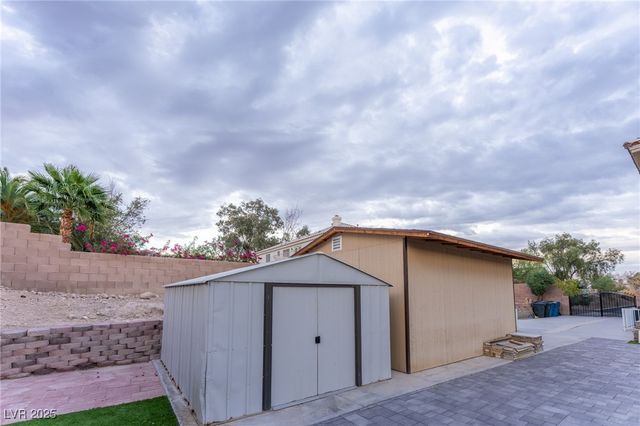 6632 Isolated Avenue, Las Vegas, NV 89110
