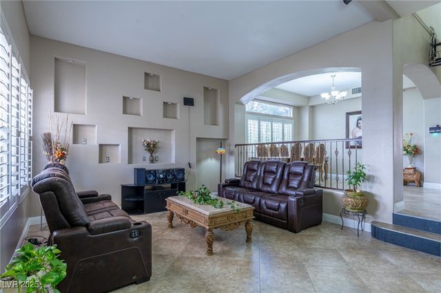 6632 Isolated Avenue, Las Vegas, NV 89110