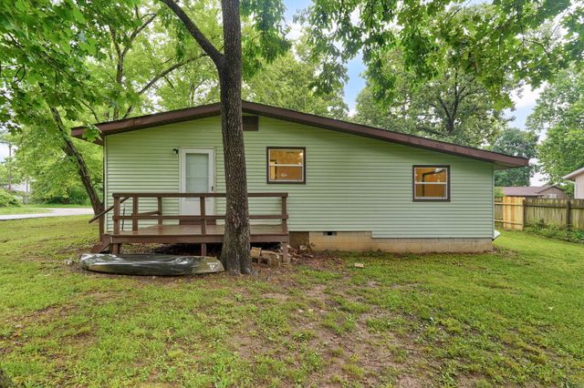 659 Knox Avenue, Hollister, MO 65672